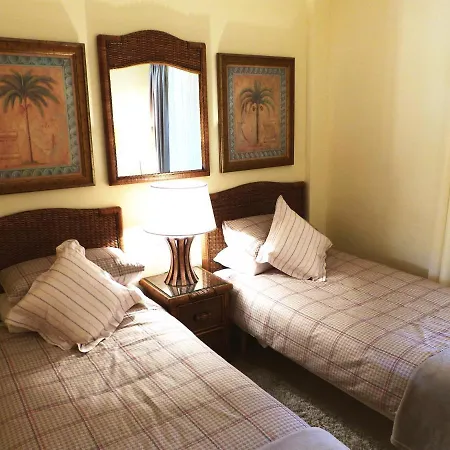 New Listing - Luxury 2 Bedroom Apartment, Immaculate Condition, In Elviria Near Appartement