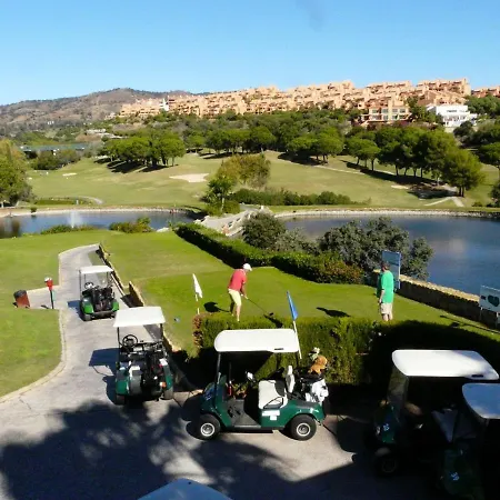 Appartement New Listing - Luxury 2 Bedroom Apartment, Immaculate Condition, In Elviria Near Marbellac